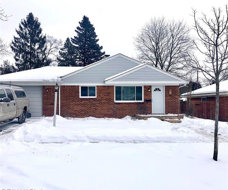 1st image of 214 Noble St