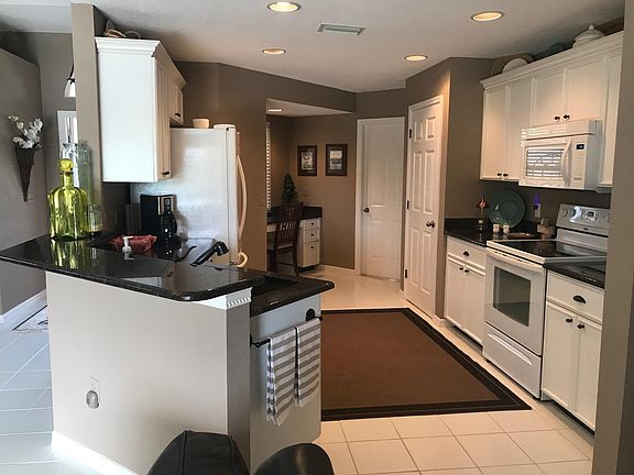 5th image of 55 Big Pine Ln