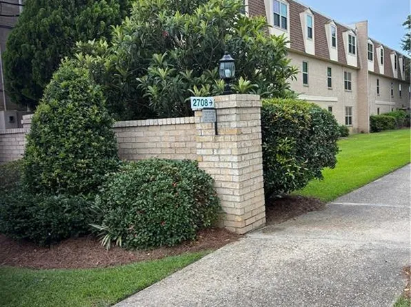 2708 Whitney Pl APT 812, Metairie, LA 70002
