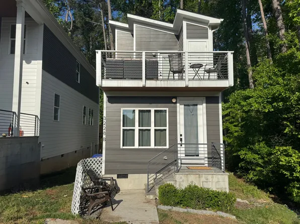 3228 B Rowena Ave, Durham, NC 27703