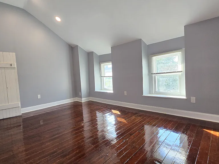 129 Ripka St — Photo 21