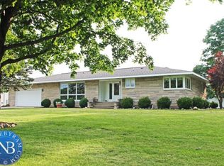 16346 Mission Field Rd, Oakwood, IL 61858