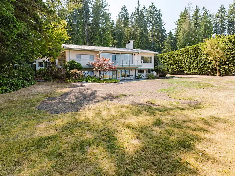 15550 Broom St NE — Photo 3