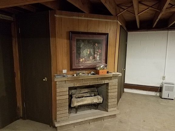 5th image of 16955 Northview Dr