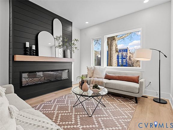 5th image of 2202 3rd Ave