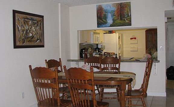 4th image of 14211 N Kendall Dr APT E409
