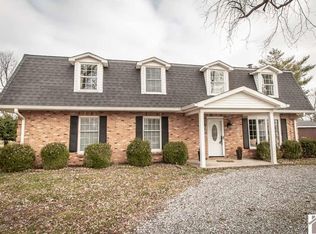 6725 Old Hinkleville Rd, Paducah, KY 42001