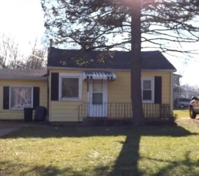 3834 Preston St — Photo 1
