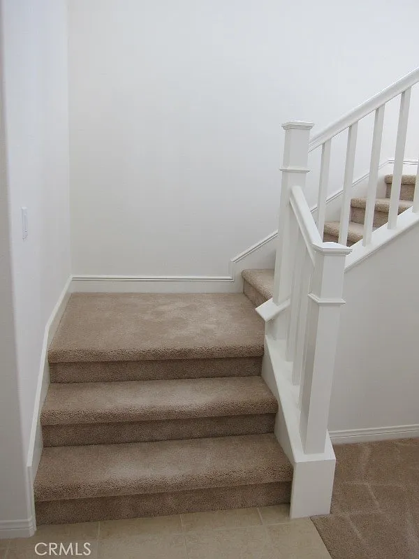 3 bed, 2.5 bath, 1703 sqft, $5,000 — Photo 2