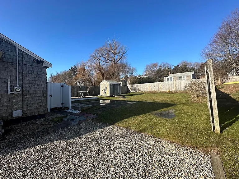19 Williams Ave — Photo 13