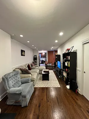 Rented by Mdays Realty | media 3