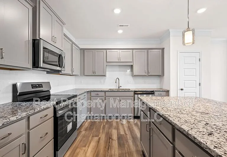5149 Hornbeam Dr — Photo 28