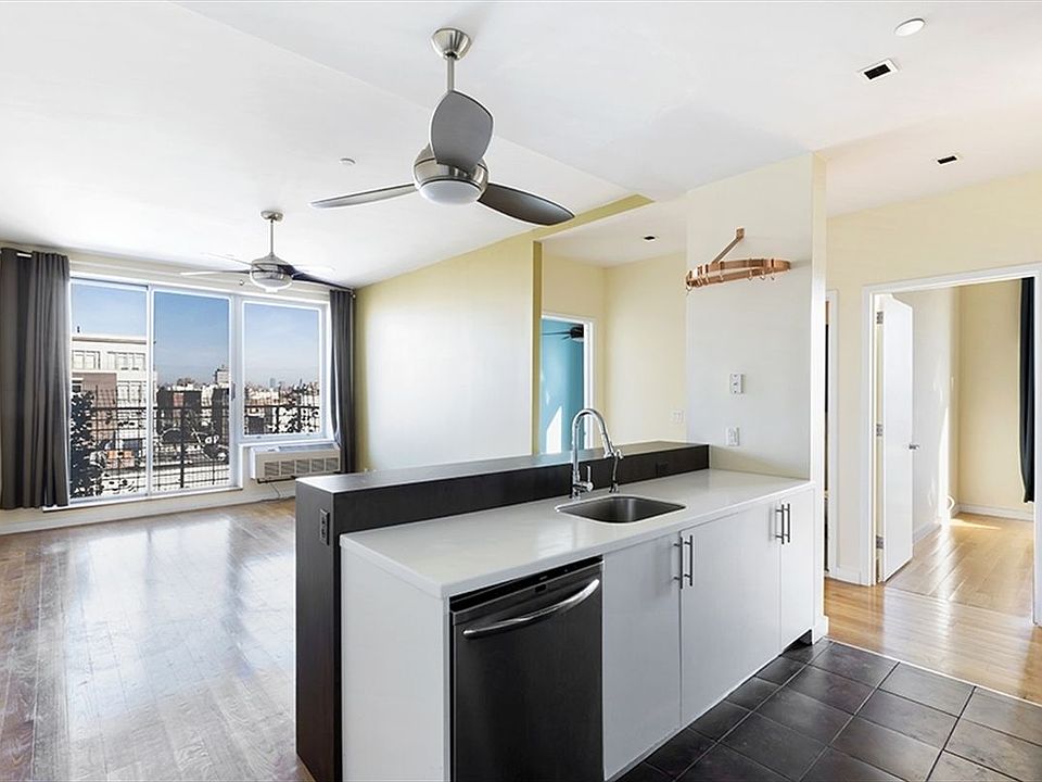 1st image of 111 Monroe St #5E