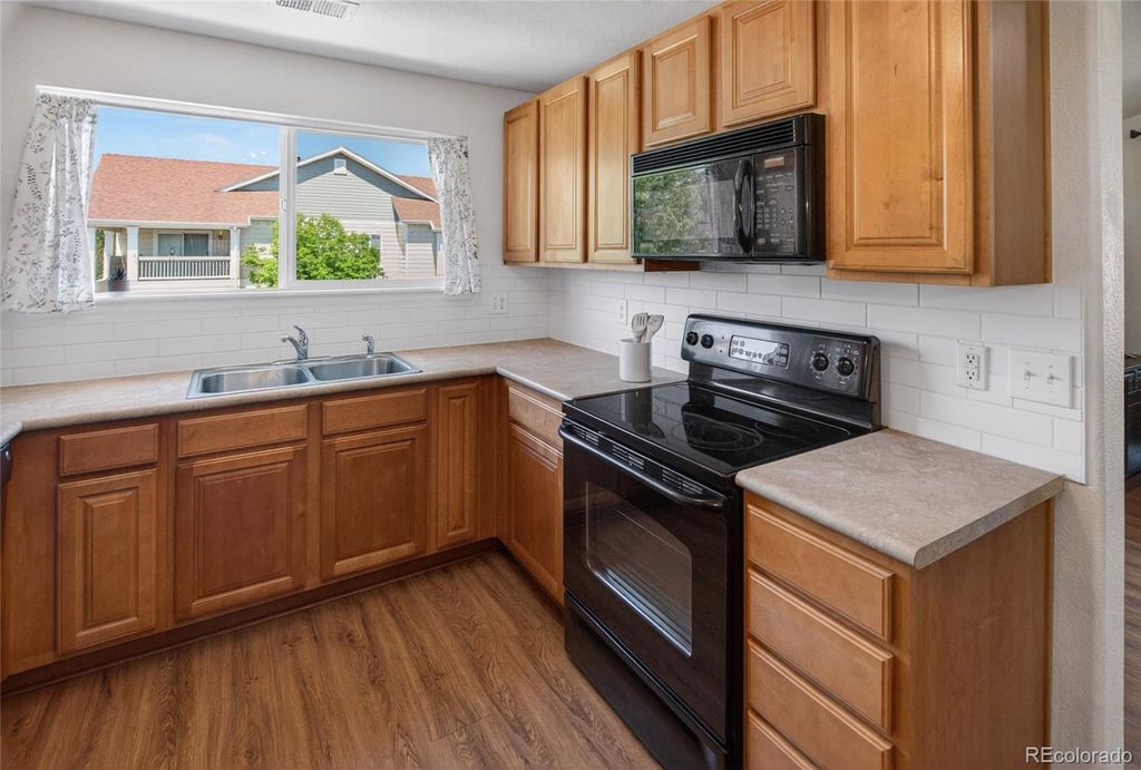 4825 Hahns Peak Drive #202