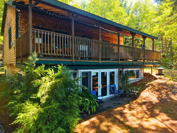 155 Cottage Shore Drive, Holden, ME 04429