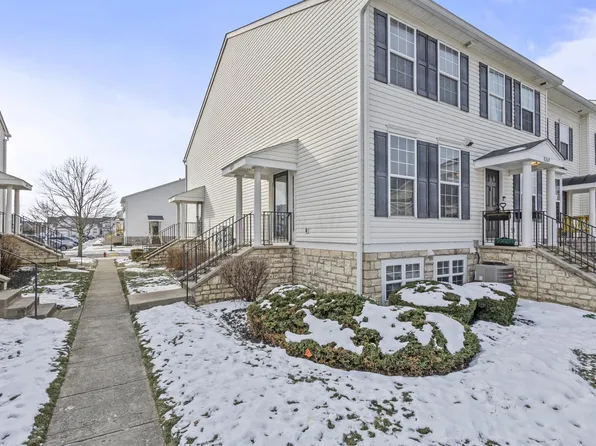 8271 Catalpa Ridge Dr, Blacklick, OH 43004