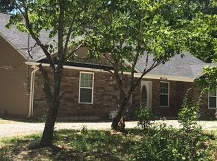 2740 Autumn Woods Dr, Cosby, TN 37722