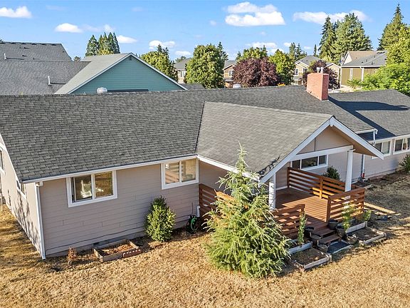 3rd image of 15196 Durant Drive SE