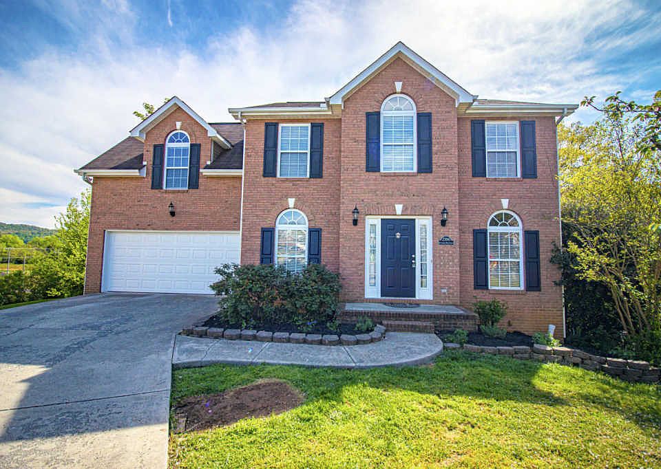 1st image of 2700 Evening Sun Ln