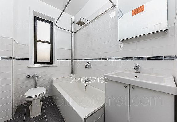 3rd image of 1946 Amsterdam Ave APT 6
