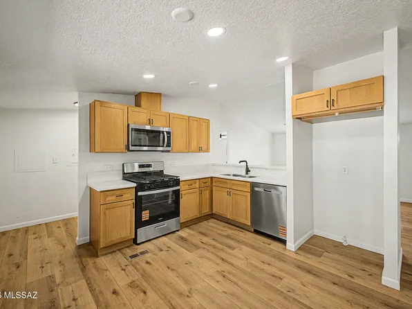 3520 W Cantaloupe Dr, Tucson, AZ 85741