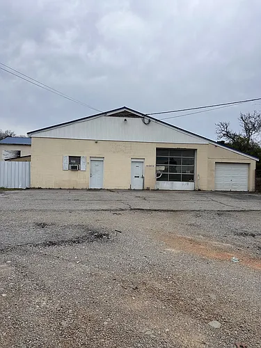 220 Ferry Rd #1 Photo 1