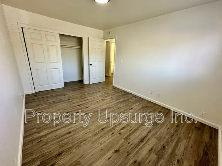 1063 Del Sol Pl #B — Photo 12