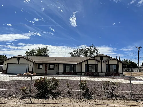 14625 Live Oak St Photo 1