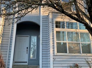 413 NE Roth St, Portland, OR 97211