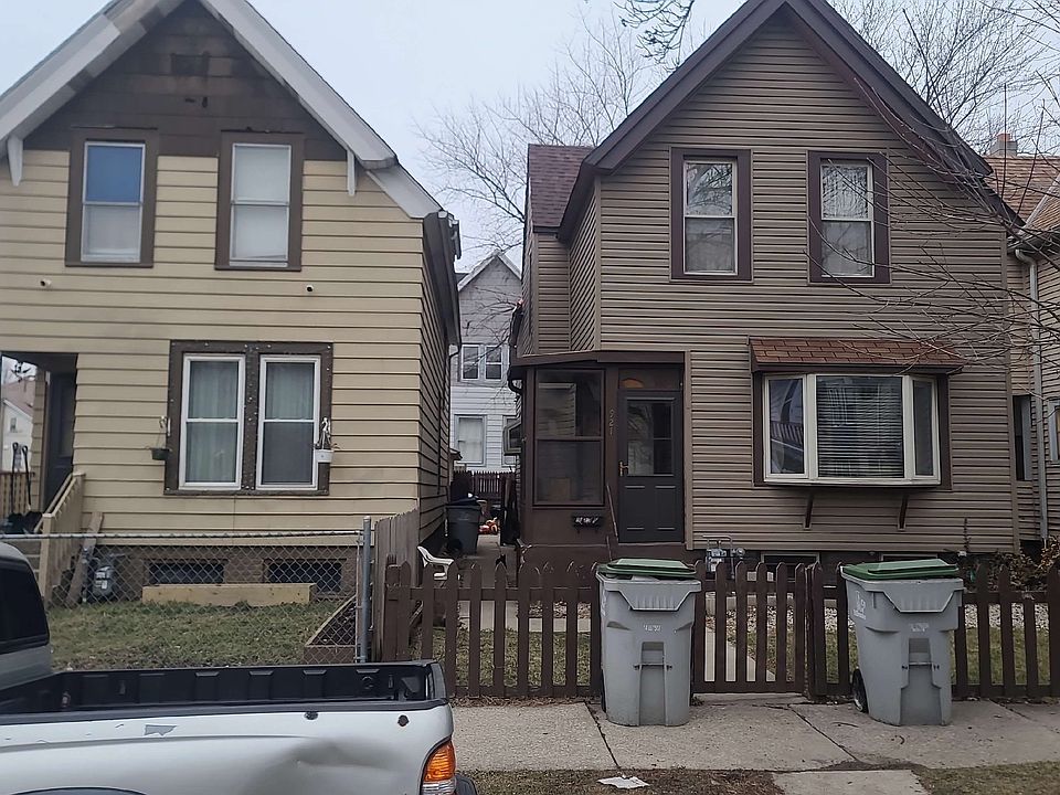 2nd image of 921 S 25th St