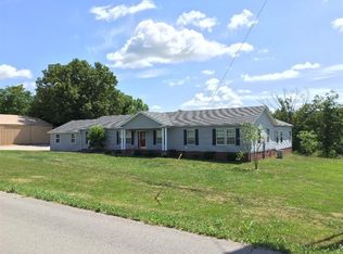 1450 College Hill Rd, Waco, KY 40385