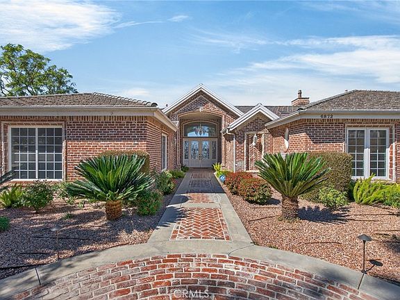 4th image of 6872 Chartwell Dr