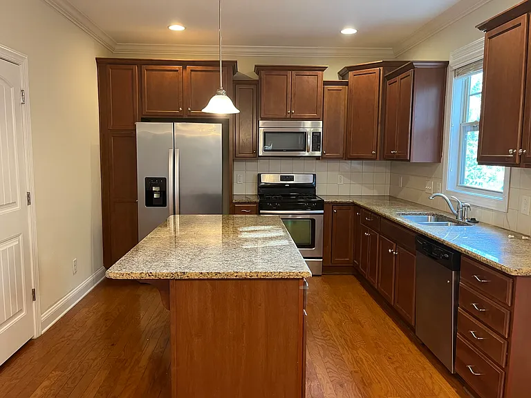 4116 Collamer Dr — Photo 11