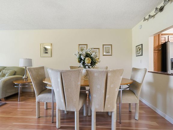5th image of 371 S Hollybrook Drive Unit 308