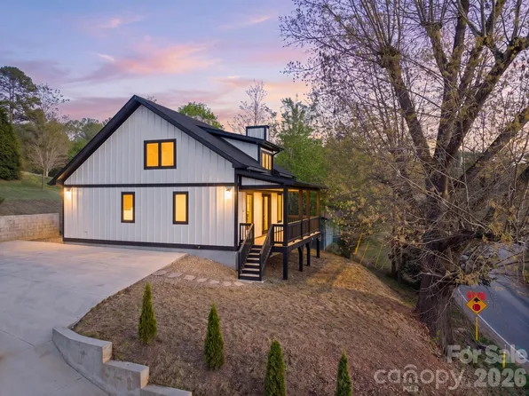 213 New Stock Rd, Asheville, NC 28804