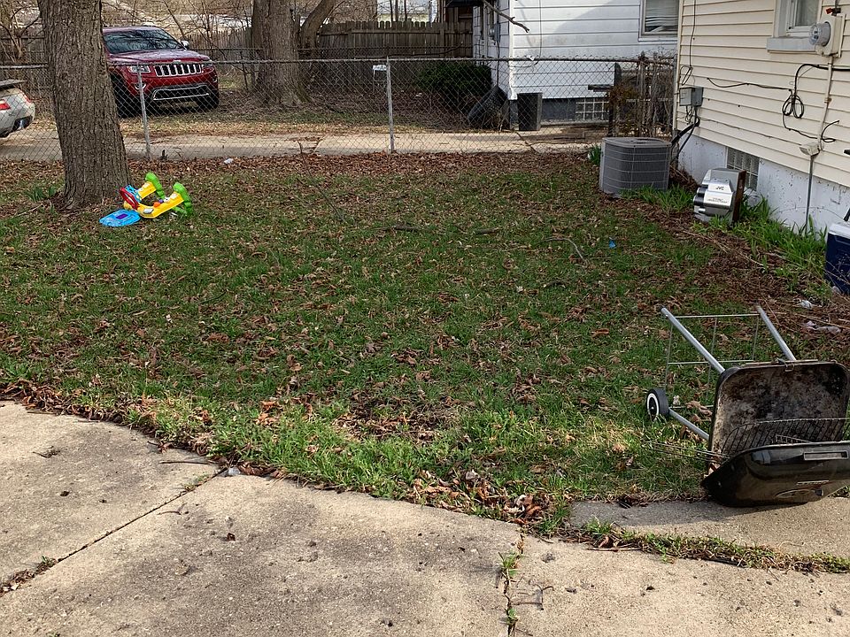 1st image of 7729 Grandville Ave