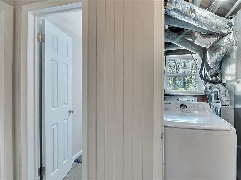 577 Kurtz Rd — Photo 18