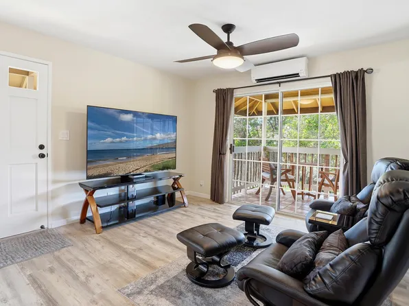 140 Uwapo Rd APT 16-201, Kihei, HI 96753