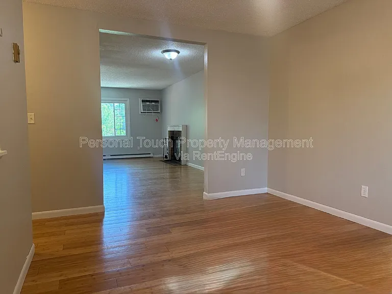 2119 2nd Ave E — Photo 4