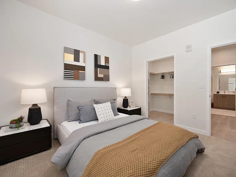 Halcyon Apartments — Photo 63