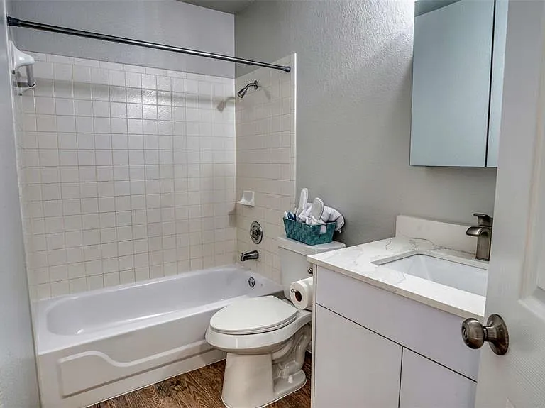 711 House Creek Dr — Photo 10