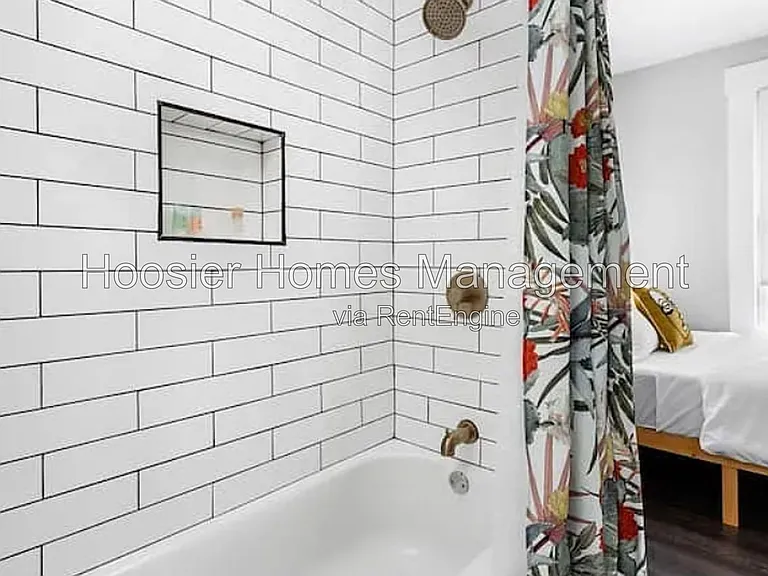 556 Fletcher Ave #B — Photo 8