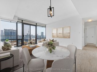38 Grenville St #4404, Toronto, ON M4Y1A5