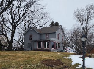 15038 E23 County Home Rd, Anamosa, IA 52205