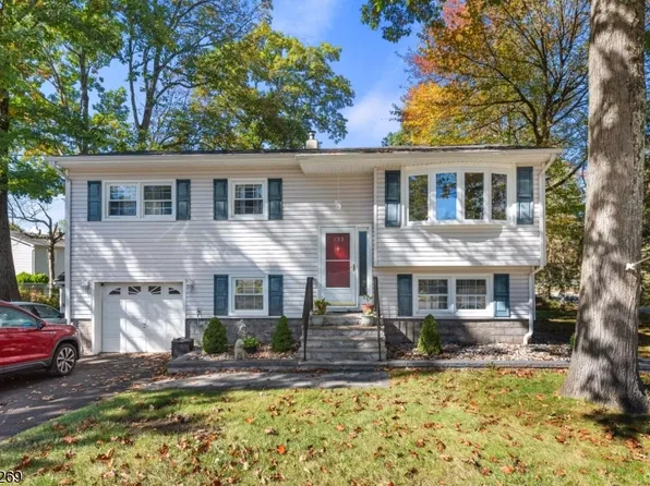 133 Durban Ave, Hopatcong Boro, NJ 07843