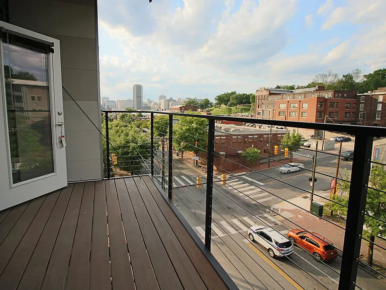 Main2525 — Photo 22