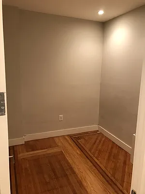 Rented by Lang Realty LLC | media 2