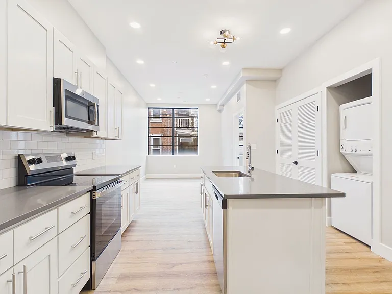 The Lofts at Midtown — Photo 3