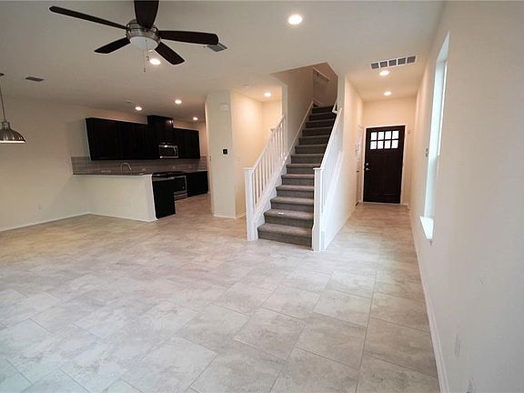 2nd image of 404 Buttercup Creek Blvd APT 30