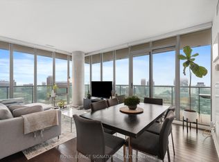 33 Lombard St #3205, Toronto, ON M5C3H8